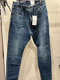 Lucky Brand Jean For men 38x32 With Tags