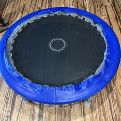 EXERCISE PERSONAL TRAMPOLINE 