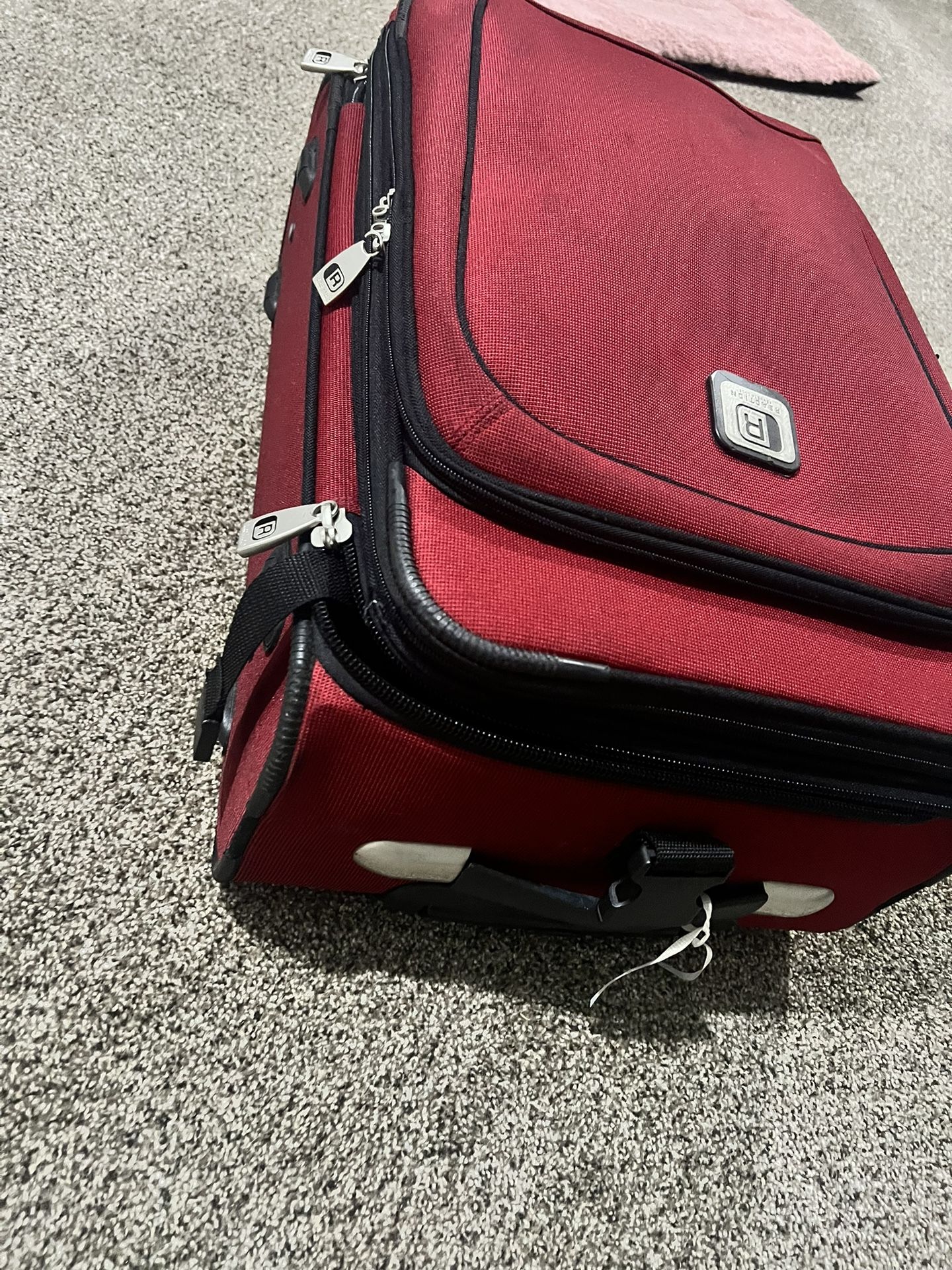 Carry On Bag - 22 x 14 x 9 inches (56 x 36 x 23 cm)