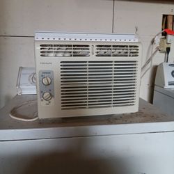 Frigidaire A/C Window Cooler