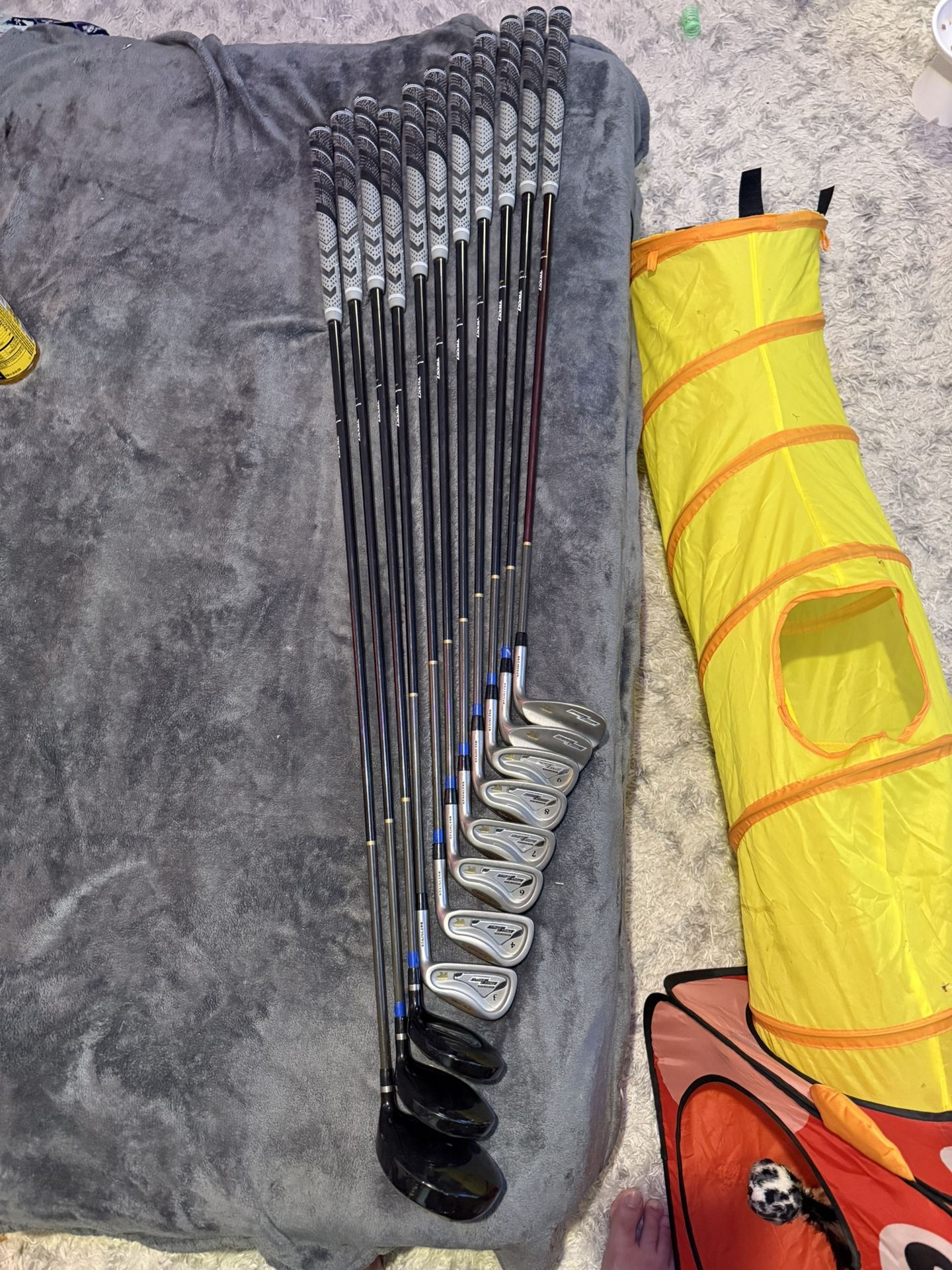 Full Set Of Golf Clubs 