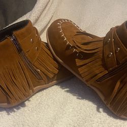 Short Indian Brown Boots