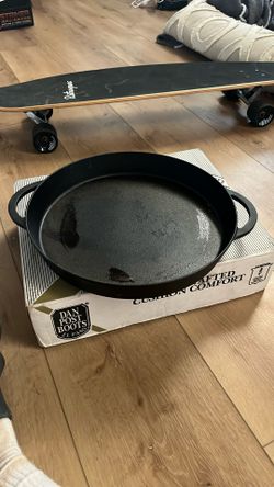 Big Green Egg Cast Iron Skillet