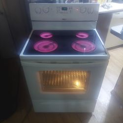 Whirlpool Glass Top Stove With Self Cleaning Convection Oven Works Perfect 