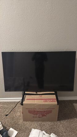 Roku TCL 50 in