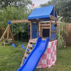 Backyard Discovery Aurora Cedar Wood Swing Set, Wave Slide, Play  Deck, Rock Wall Ladder