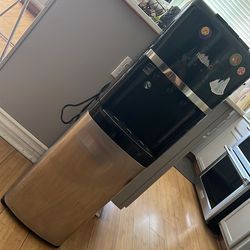 Primo water dispenser