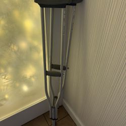 Crutches 