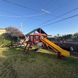 Free Swing Set