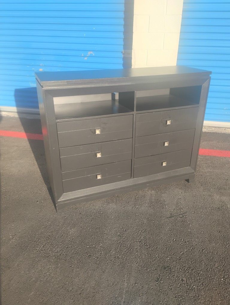 Dresser Storage Tv Stand - Delivery Available