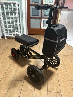 Knee scooter foldable