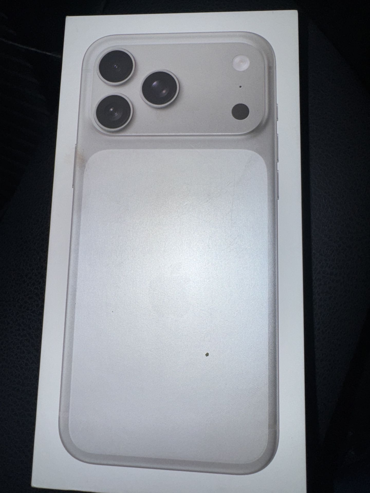 Brand new Apple iPhone 17 Pro Max 1TB Silver – Unlocked - Factory Sealed