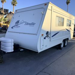 Rv Trailer Ultralite By Dutchmen