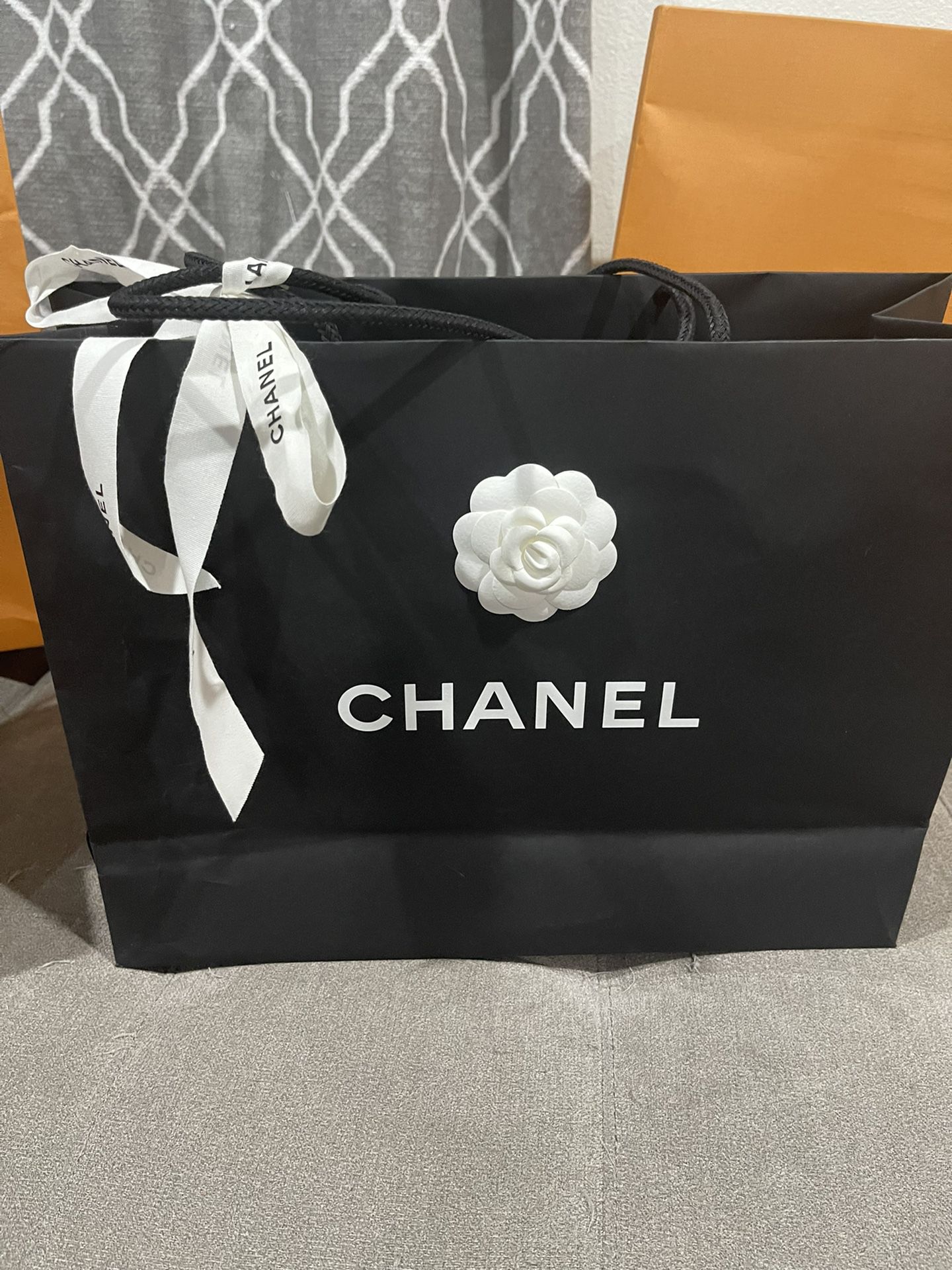 Chanel Medium Gift Bag And Ribbon for Sale in Lakewood, CA - OfferUp