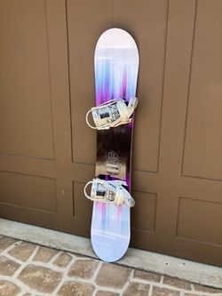 152cm Aperture Snowboard w/ Med Union Bindings🏂LIKE NEW🏂All Mountain☃️We also have Boa & Double Boa Boots in All Sizes