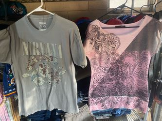 Women’s y2k t shirts