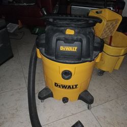 DeWalt 16 Gallon Shop Vac