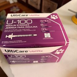 Free open box of pet syringes inside 4 unopened bags 