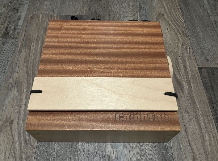 CajonTab 10”
