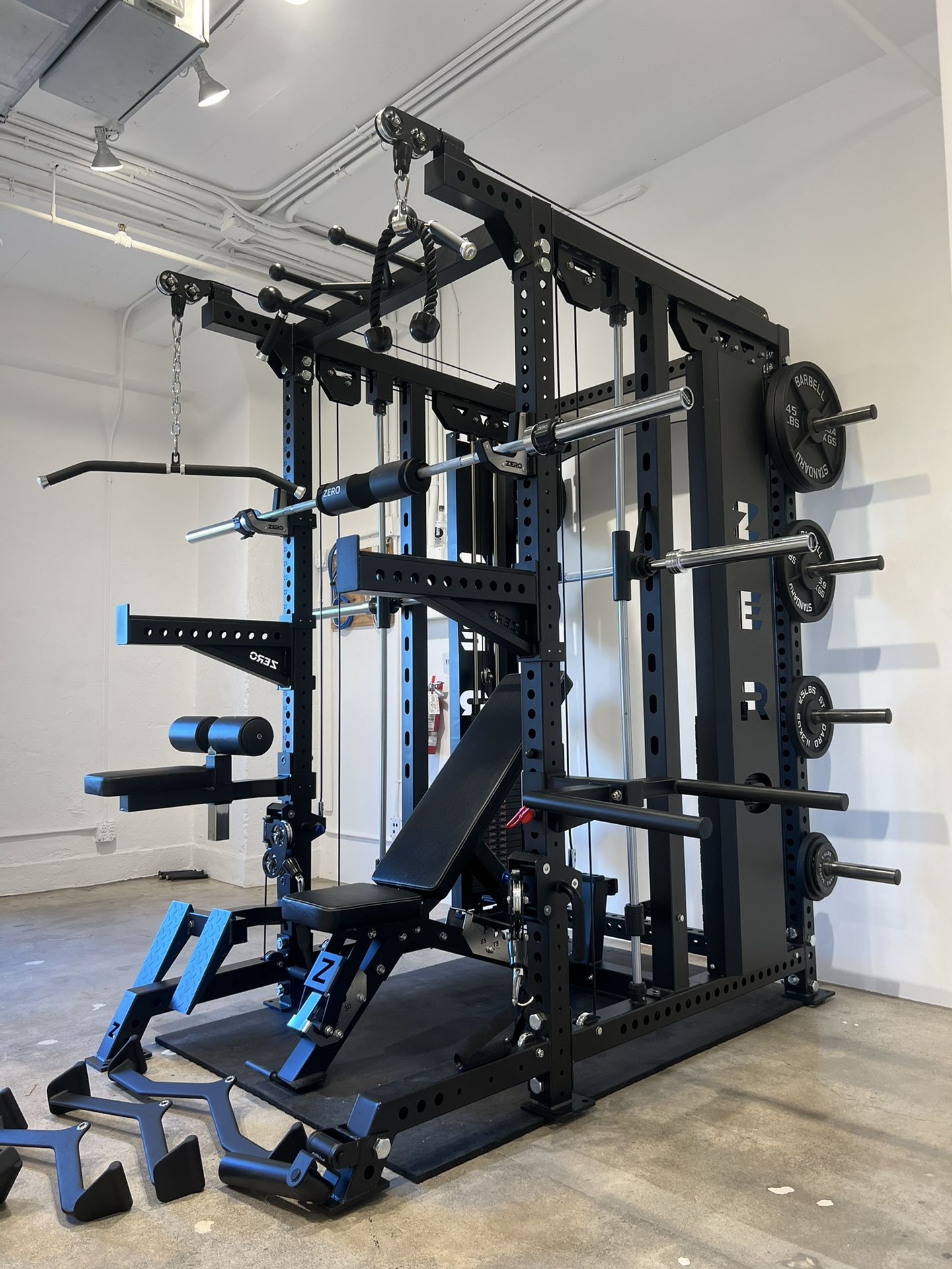 Smith Machine 500 Adjustable Bench 245lb Cast Iron Olympic Weights