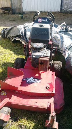 Lawn mower comercial