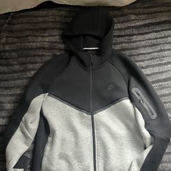 Nike Tech 