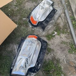 Ram 3500 Front Headlights Pair