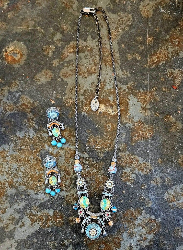 Ayala Bar Limited Edition Necklace Set