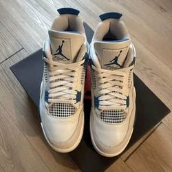 Jordan 4 Military Blue