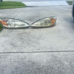 03 Toyota Camry Headlights