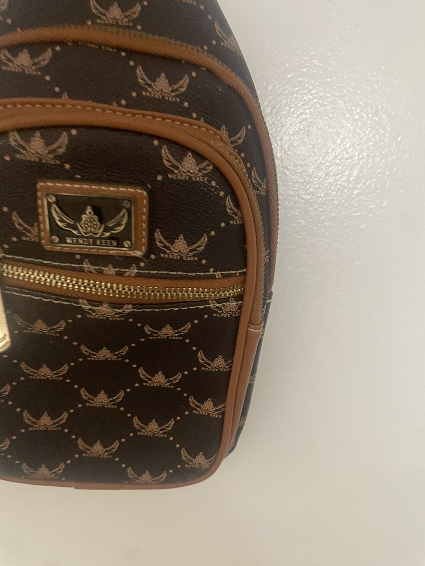 WENDY KEEN BAG WITH BROWN & GOLD ACCENTS/ OS