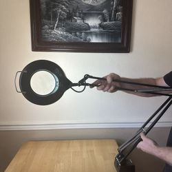 Magnifying Desk Lamp with T9 22W Circline Fluorescent Bulb