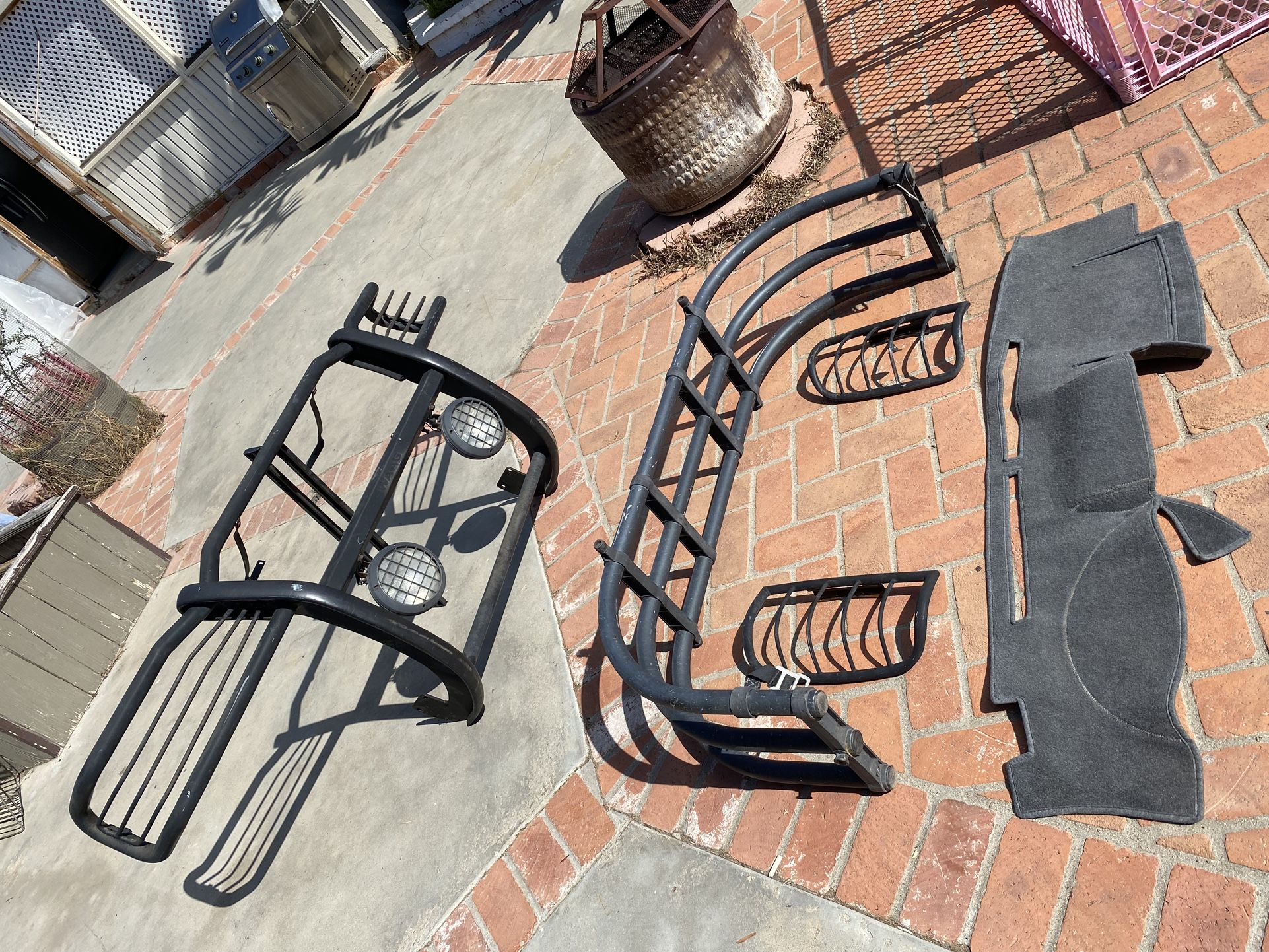 Front Bumper/Headlight Guard & Tailgate Extender/Tail Light Guard