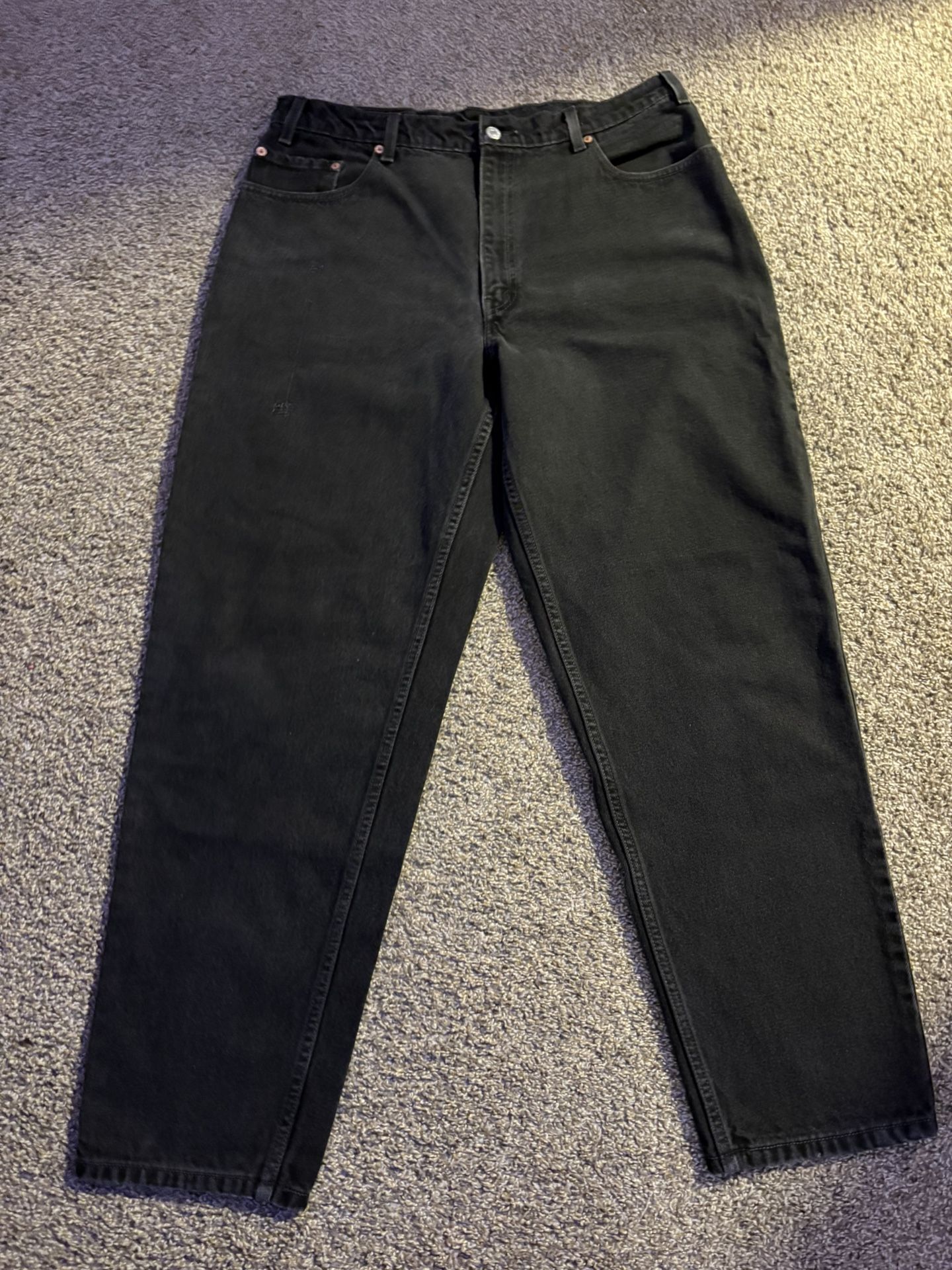 Black Levi 550 Jeans