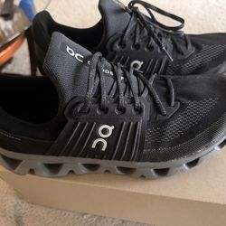 Men’s Size 12 On Cloudswift 4 AD