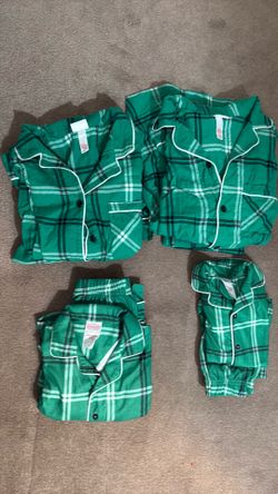 Matching Christmas Family pajamas