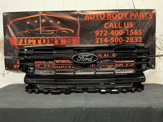 FORD EXPEDITION 2025 GRILLE with LIGHT and CAMERA OEM