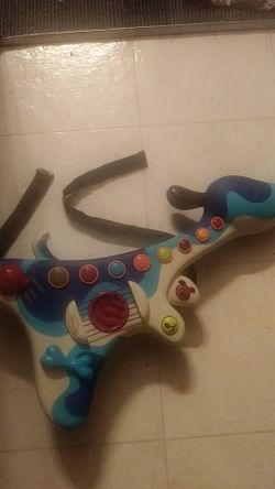 Dog guitar
