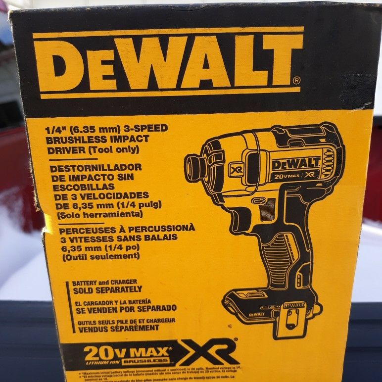 Brand New Dewalt 20 Volt XR Brushless Impact Driver With Battery
