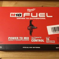 Milwaukee M18 FUEL 18V Lithium-lon Brushless Cordless 1/2 in. Mud Mixer .  Brand NEW.  Tool Only.   NUEVO.