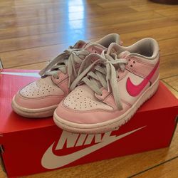 NIKE Pink Dunks, Youth 5- Women’s 6.5