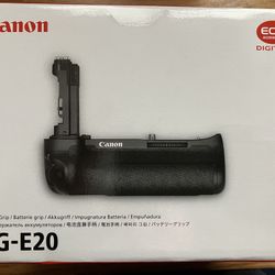 Canon Battery Grip For Mark IV-new