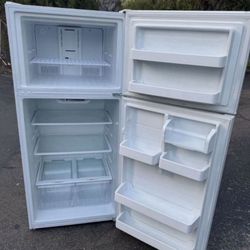 18 Cubic Refrigerator Fridge Freezer Free Local Delivery