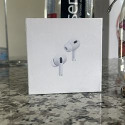 Apple AirPods Pro’s gen 2’s with MagSafe case and (type-c) charger 