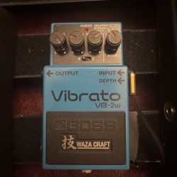  Boss Vibrato Guitar Pedal