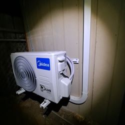 Minisplit Heating & Cooling  