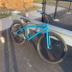 LOOKING FOR TRADES OR BEST OFFERS (NEGOTIABLE) 