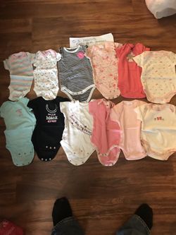 0-3 month baby girl onesies (barely used )