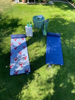 Two - Tommy Hilfiger Beach Mats + Insulated Cooler Tub  🦞NWT’s  🦞