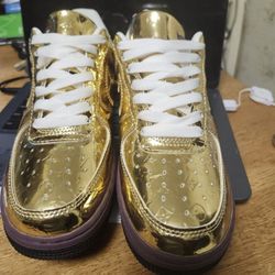 Gold Shoes